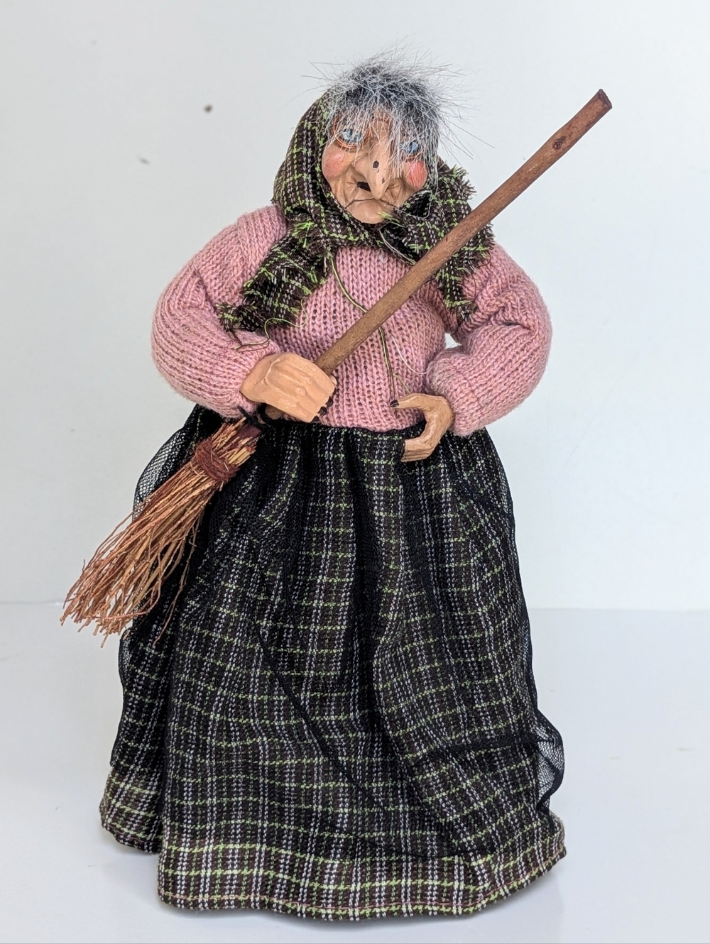 Halloween Witch Home Decor Light up Battery Opposite Excellent Condition